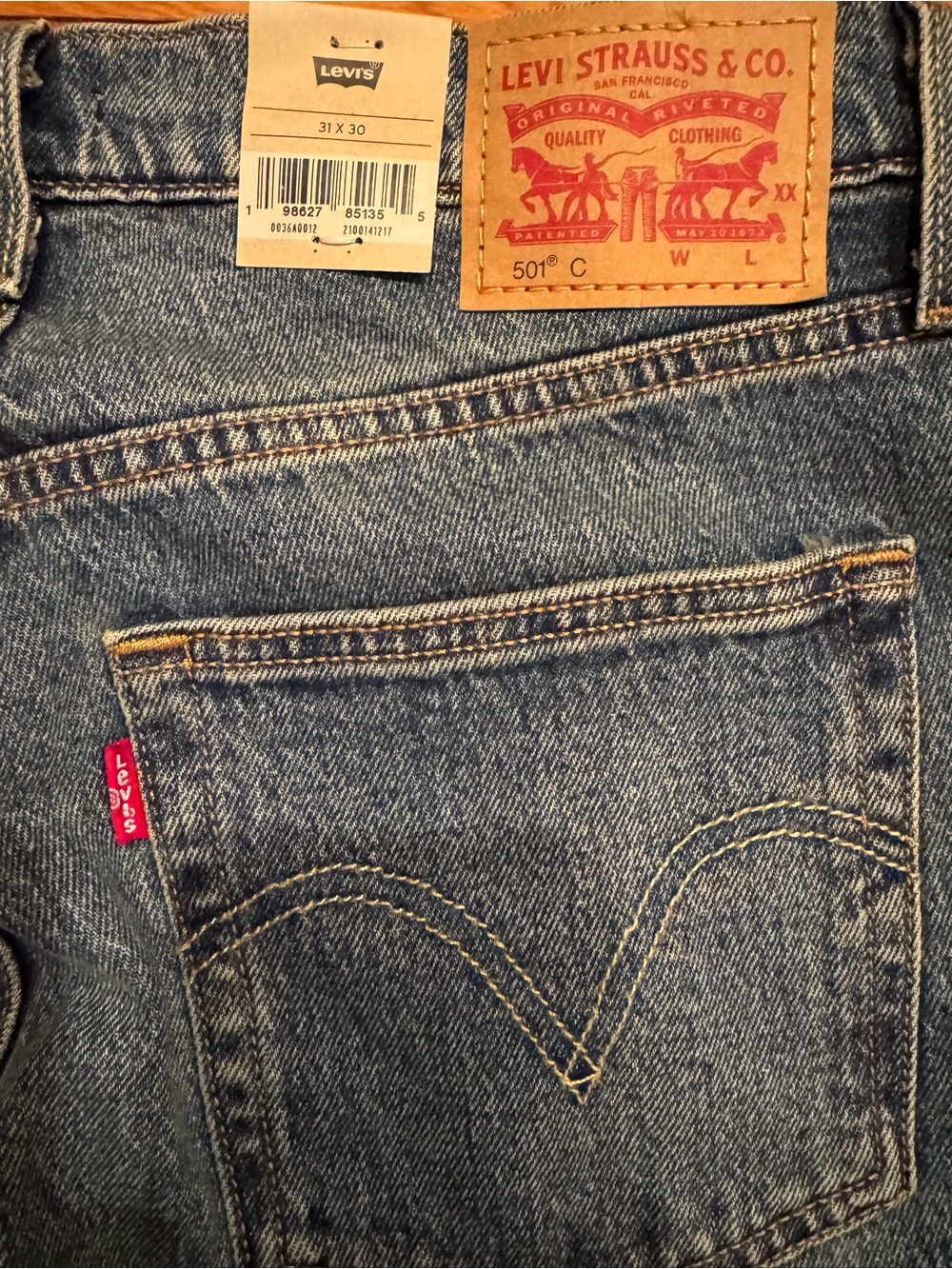 Levi’s 501 Curve Rhinestone Jeans – Women’s 31x30, NWT - Picture 6 of 8